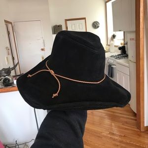 Black suede floppy hat